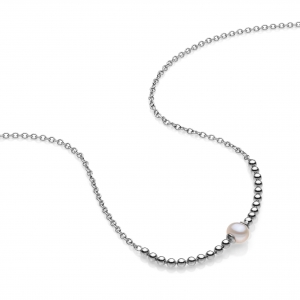 Silver necklace with freshwater pearl
